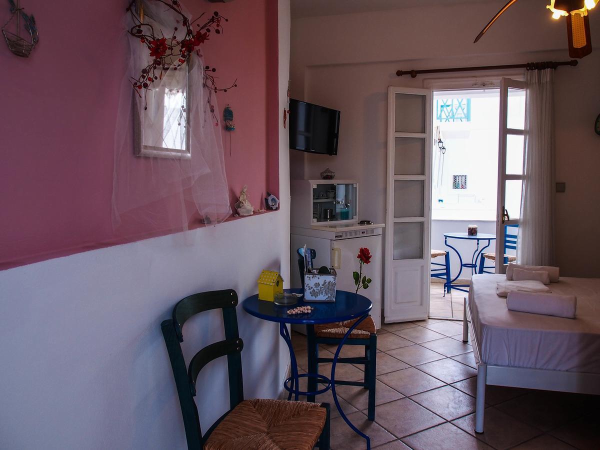 Manos Apartments Megas Gialos - Nites Luaran gambar