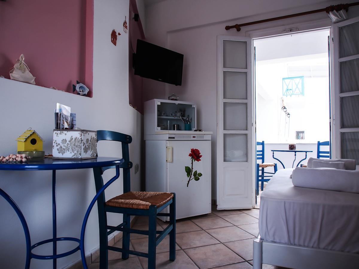Manos Apartments Megas Gialos - Nites Luaran gambar