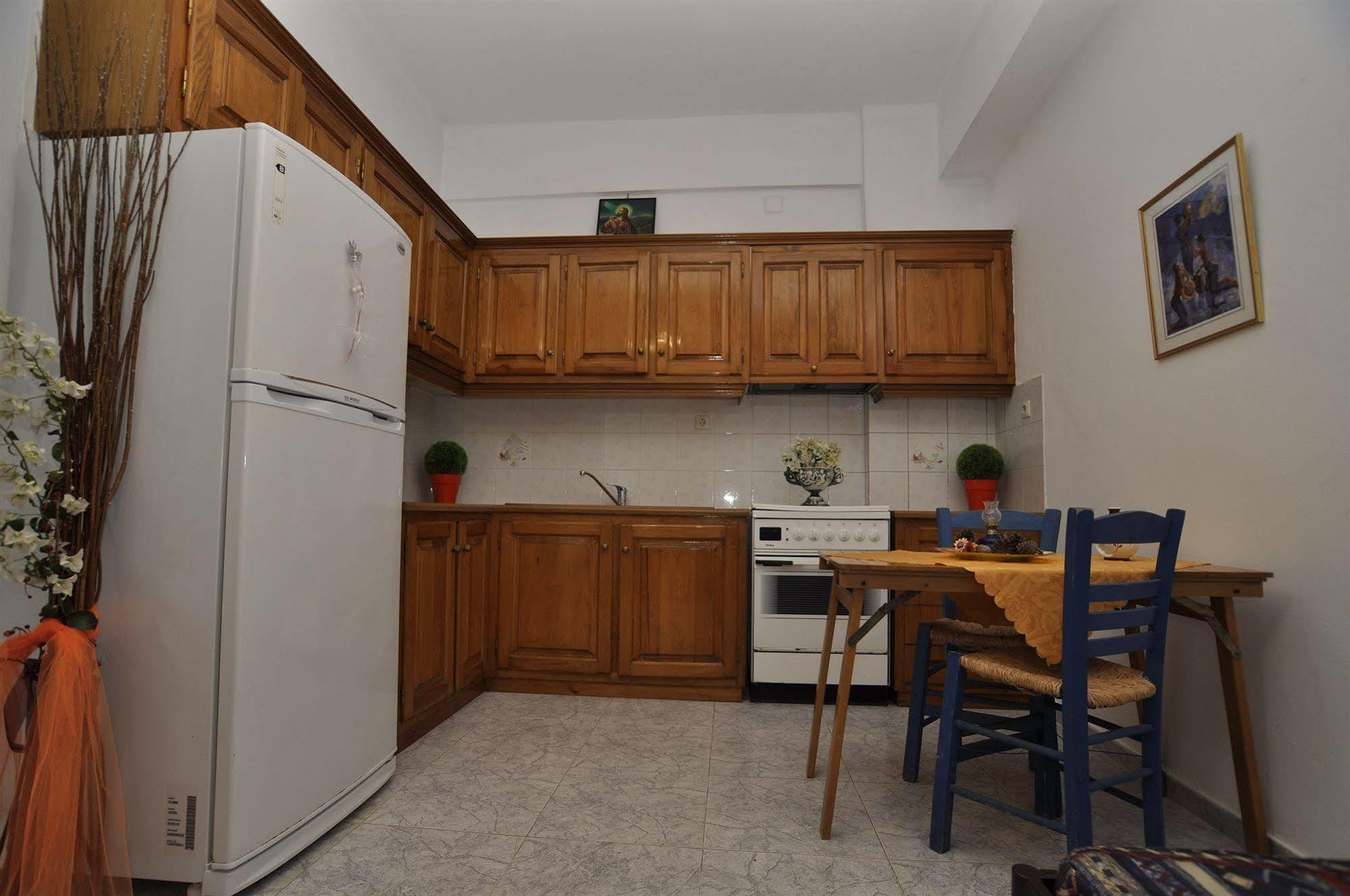 Manos Apartments Megas Gialos - Nites Luaran gambar