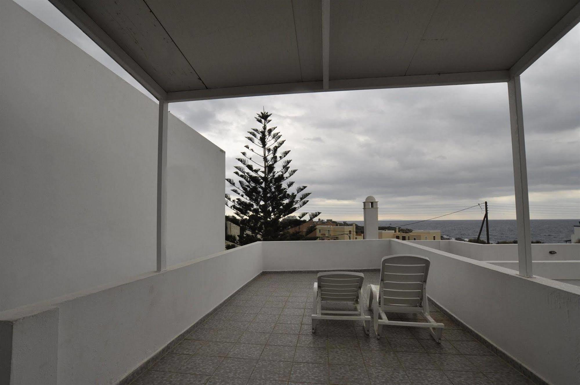 Manos Apartments Megas Gialos - Nites Luaran gambar